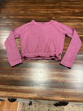 Monroe purple / pink knitted ruffled waffle top size small